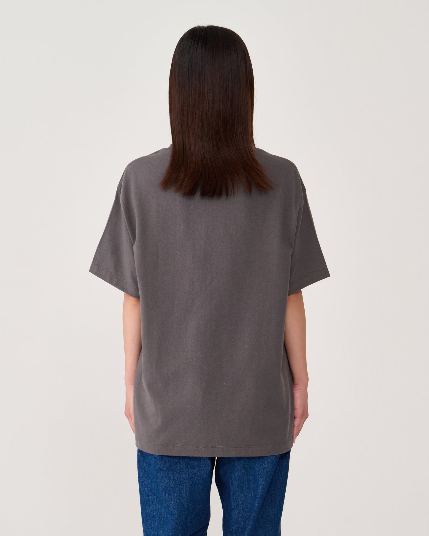 T-shirt / smoke gray