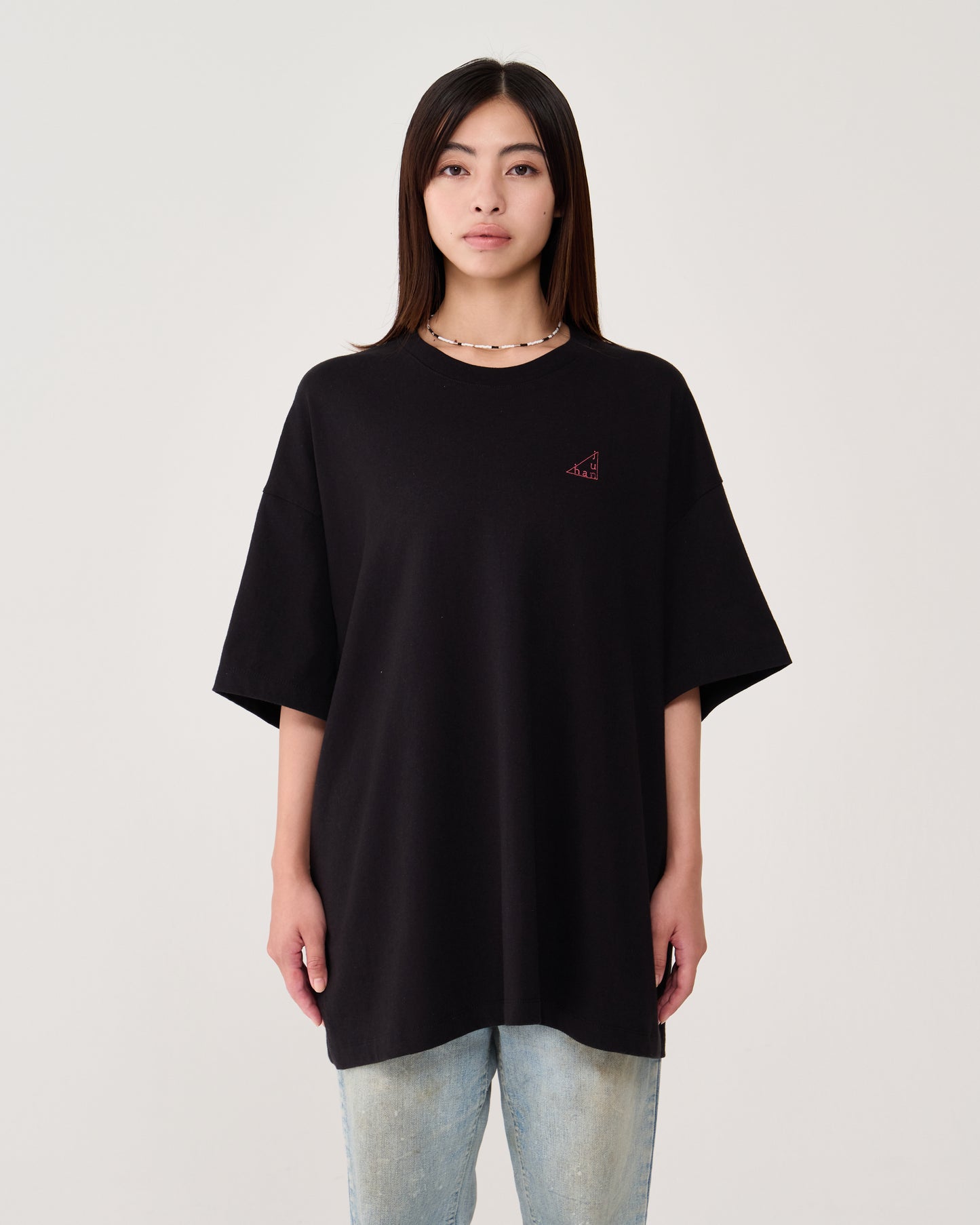 T-shirt / black