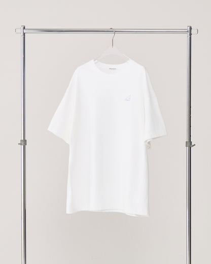 T-shirt/white
