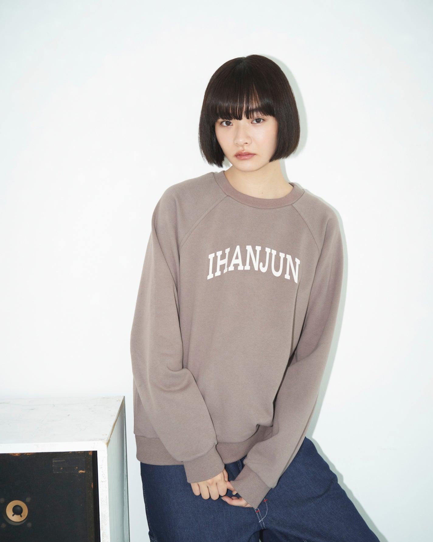 ihanjun sweatshirt / 라이트 브라운