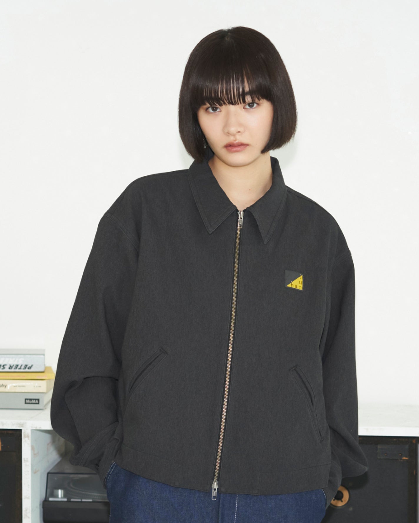 vintage-finish blouson / black